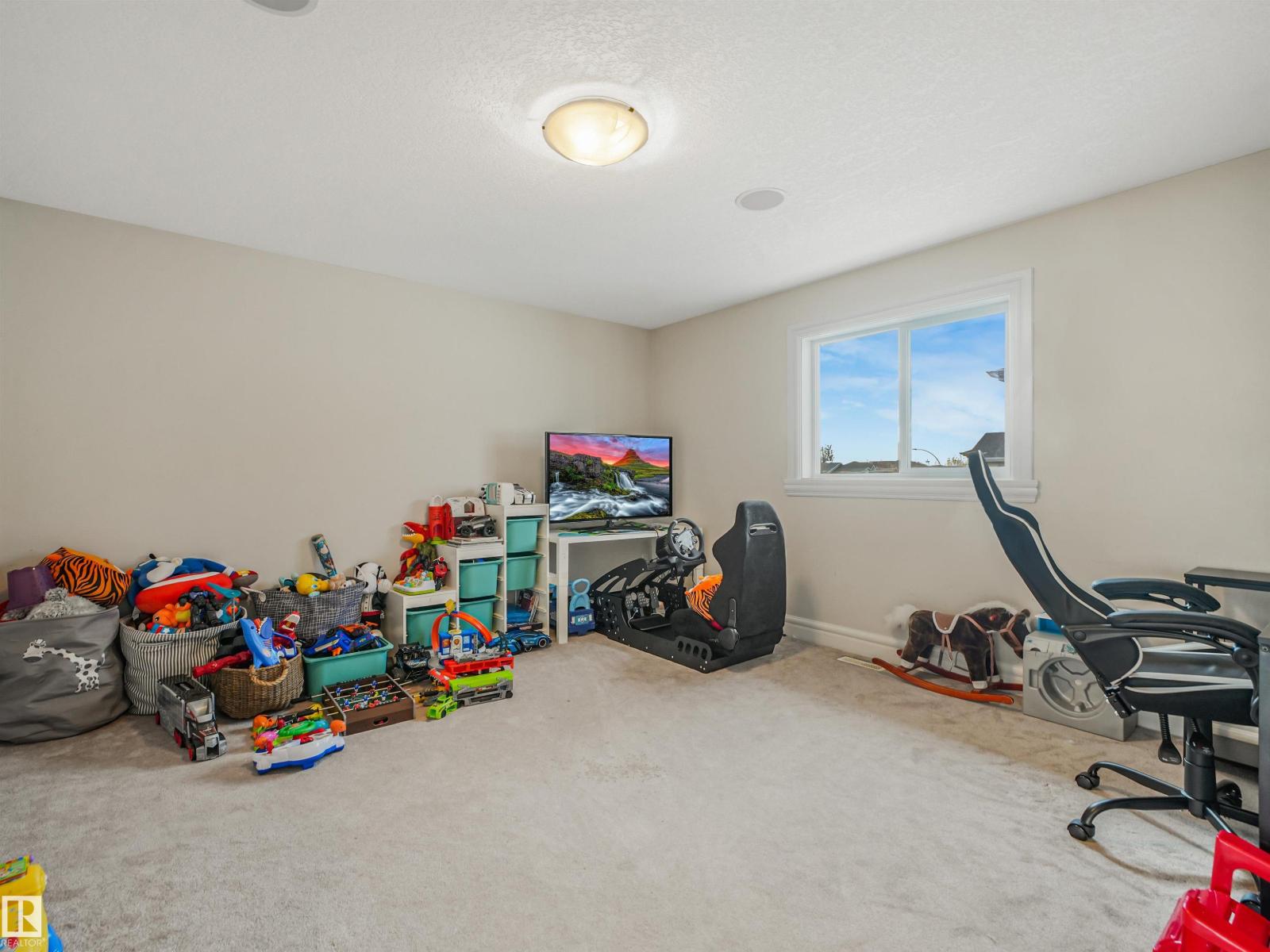 16604 72 ST NW NW