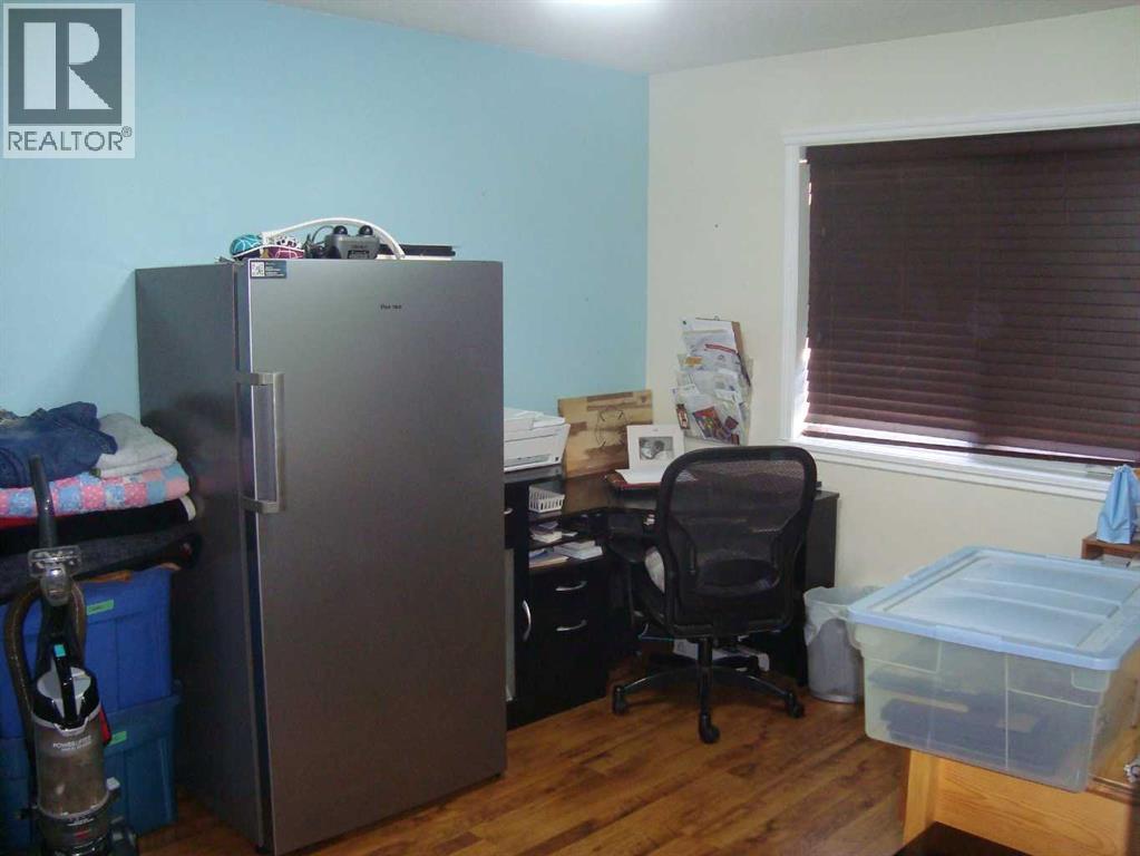 3 Regency Close