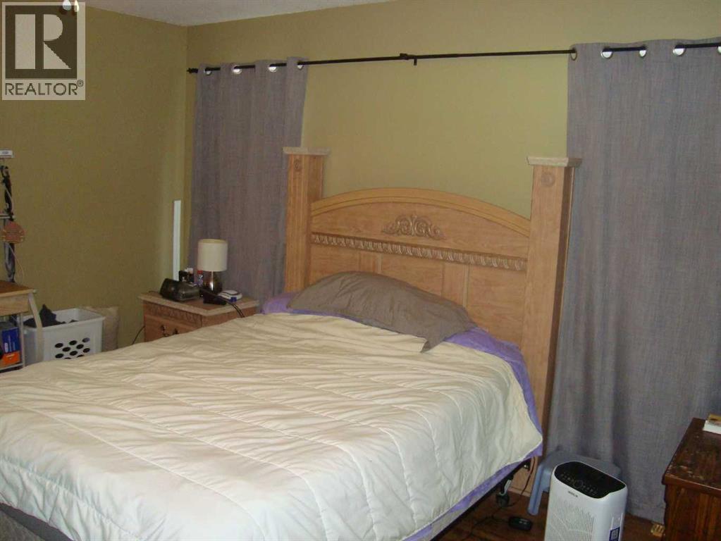 3 Regency Close