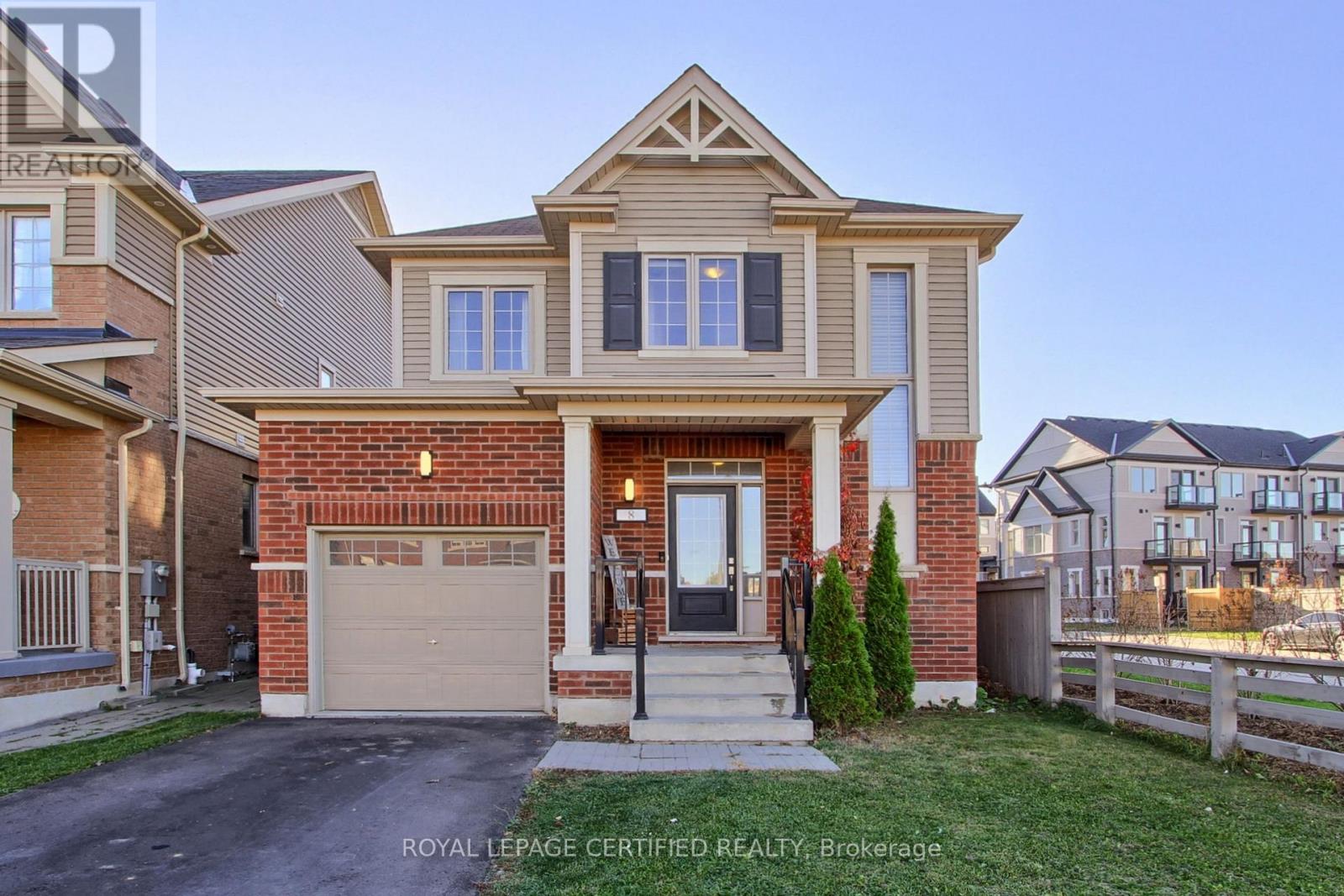 8 MARTIN TRAIL, New Tecumseth, Ontario