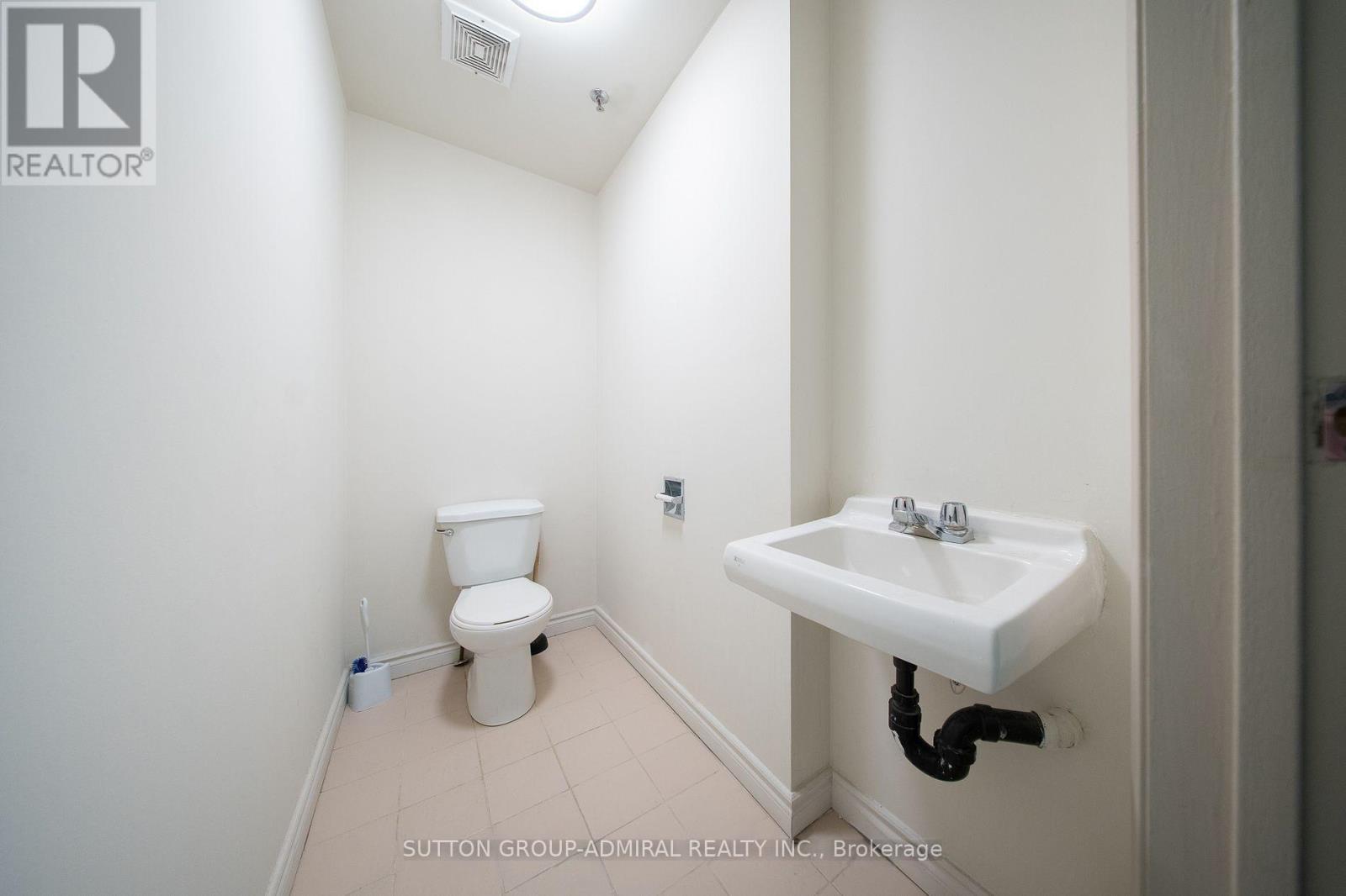 16 - Upper Level - 65 Woodstream Boulevard, Vaughan, Ontario  L4L 7Z1 - Photo 7 - N14104898