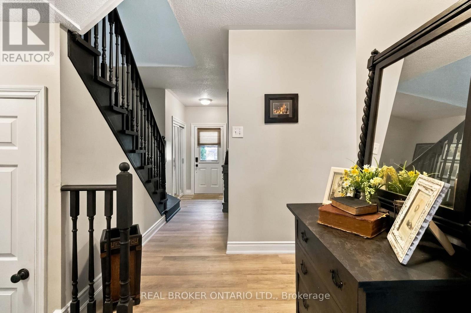 1848 Mccoy Avenue, Burlington, Ontario  L7L 7M2 - Photo 15 - W14104830