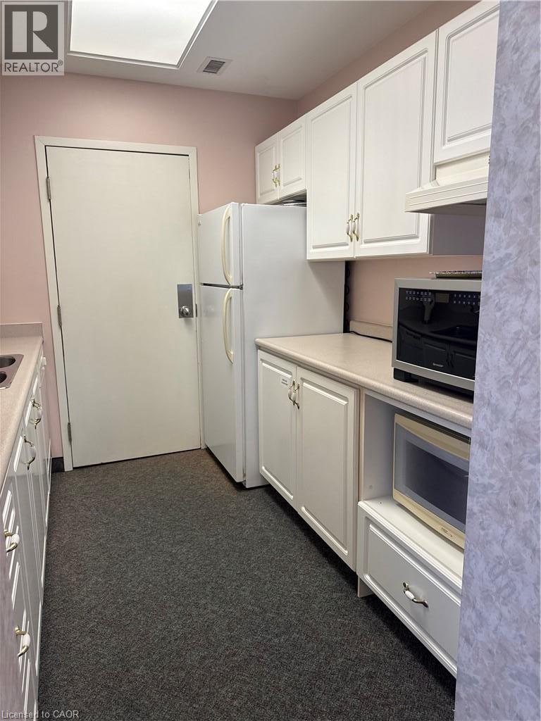 405 Erb Street W Unit# 102, Waterloo, Ontario  N2L 1W7 - Photo 17 - 40872972