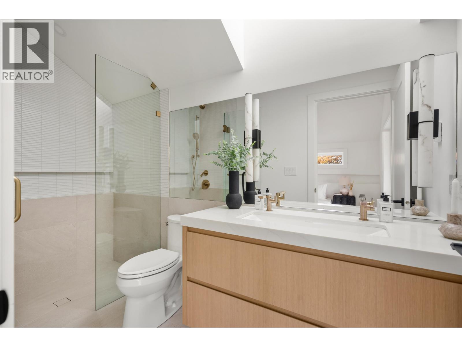 2 3657 W 11th Avenue, Vancouver, British Columbia  V6R 2K4 - Photo 16 - R3177336