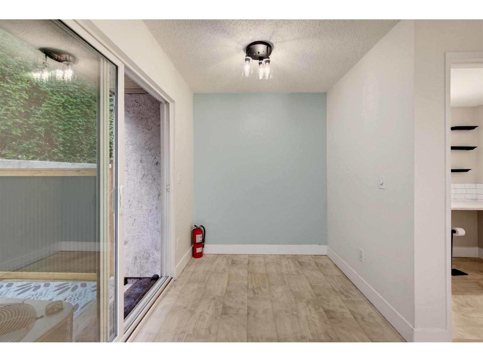9 32705 Fraser Crescent, Mission, British Columbia  V2V 1C9 - Photo 10 - R3177503