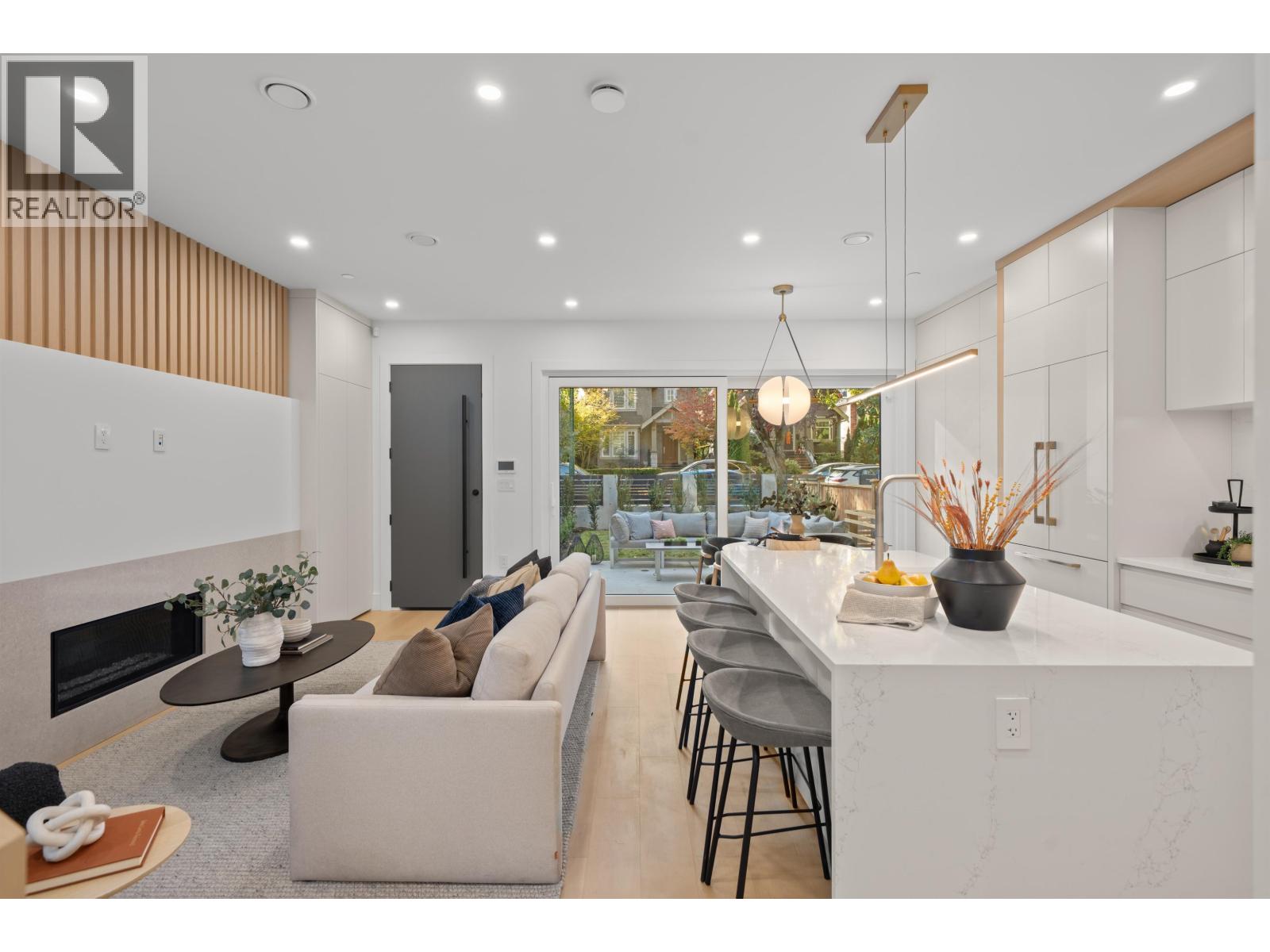 1 3657 W 11th Avenue, Vancouver, British Columbia  V6R 2K4 - Photo 31 - R3177326