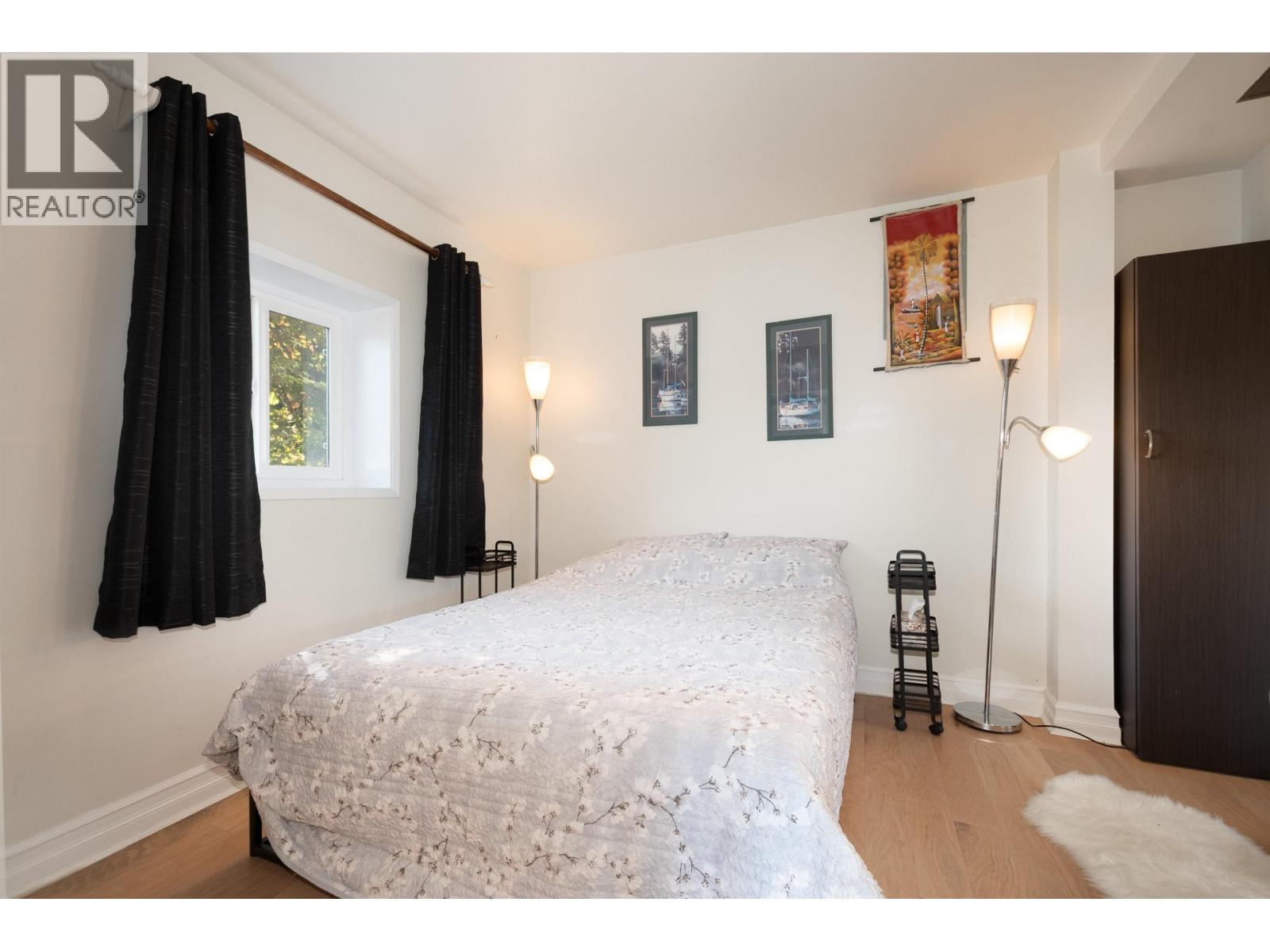 2648 PANORAMA DRIVE