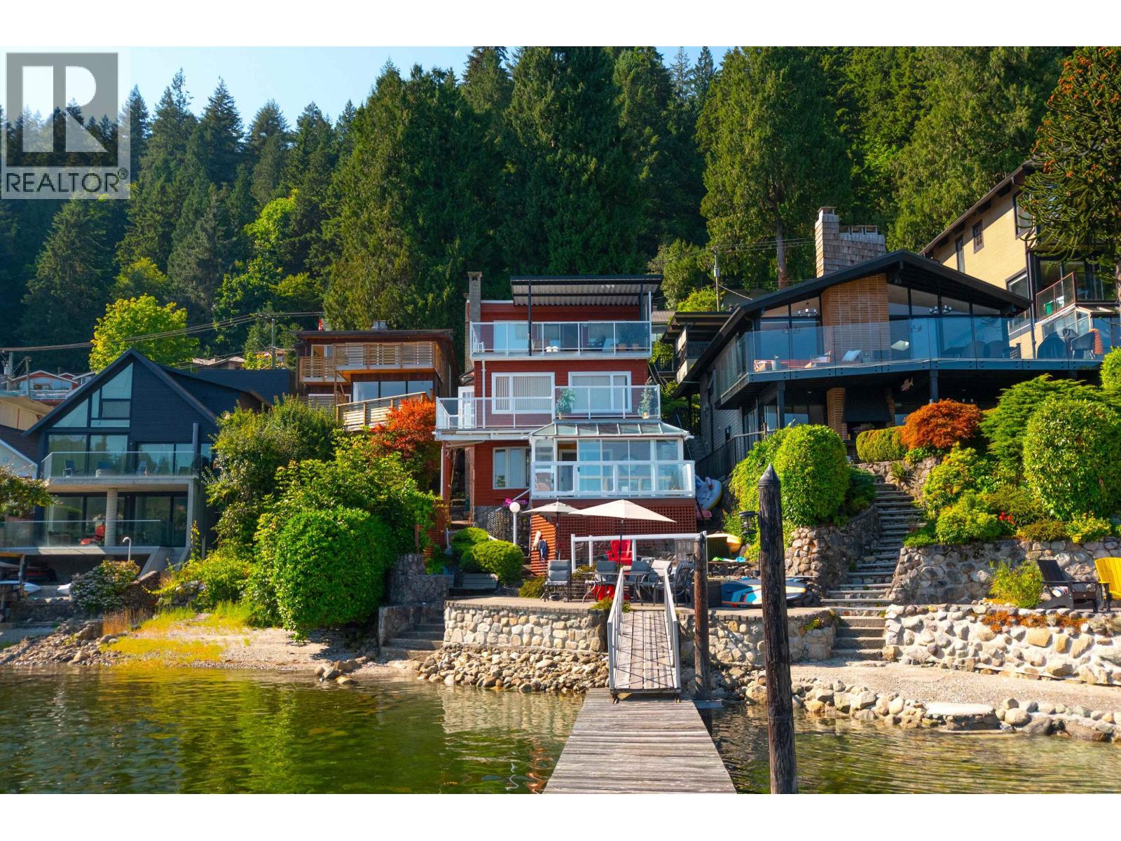 2648 PANORAMA DRIVE, North Vancouver, British Columbia