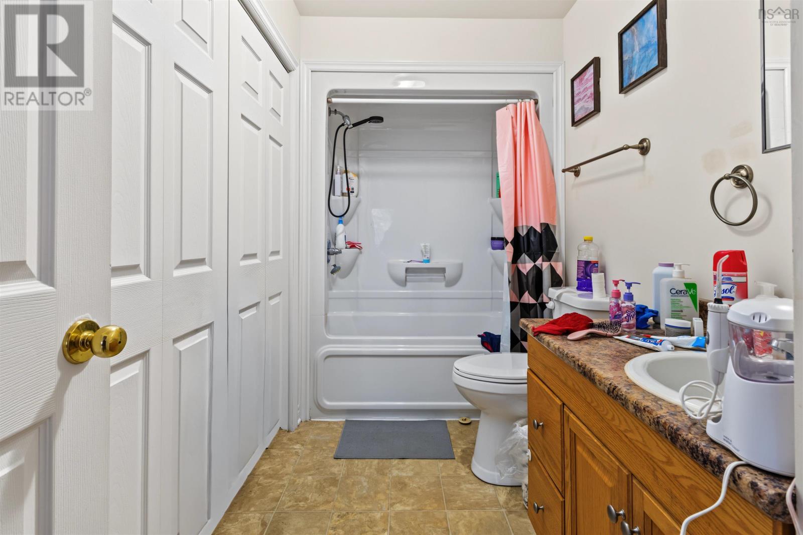 1366 George Street      B1p 1n2 Street, Sydney, Nova Scotia  B1P 1N2 - Photo 14 - 202626378
