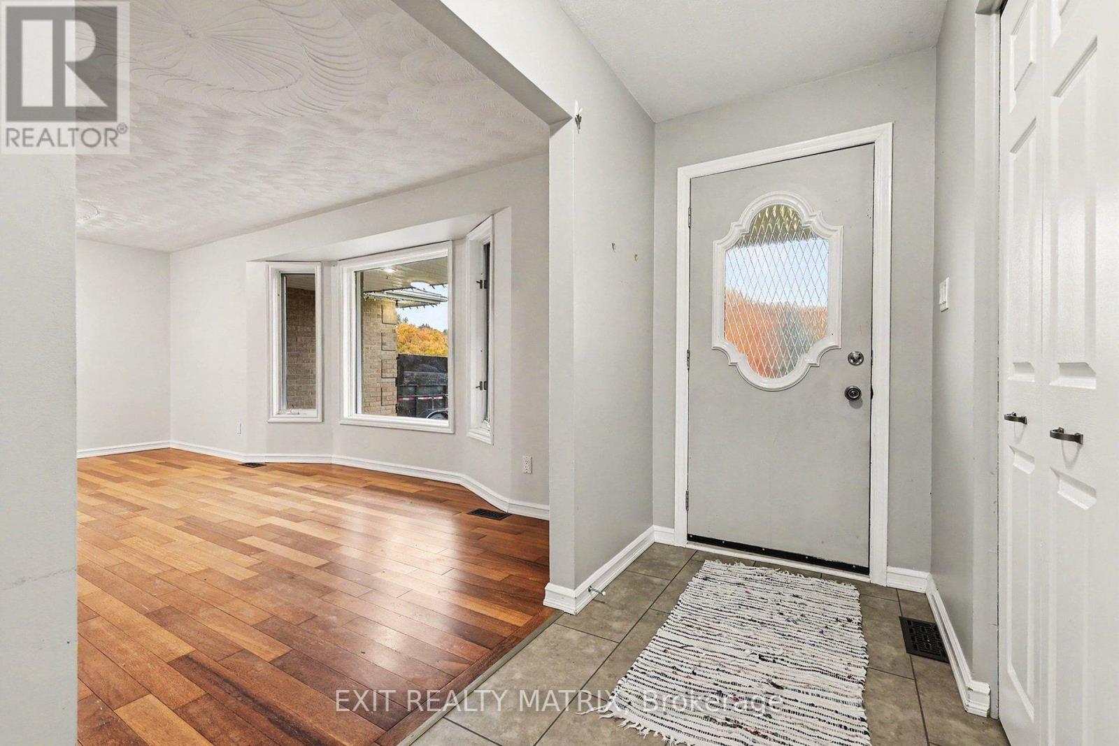 2380 Yorks Corners Road, Ottawa, Ontario K0A 1V0 - Photo 5 - X14104934