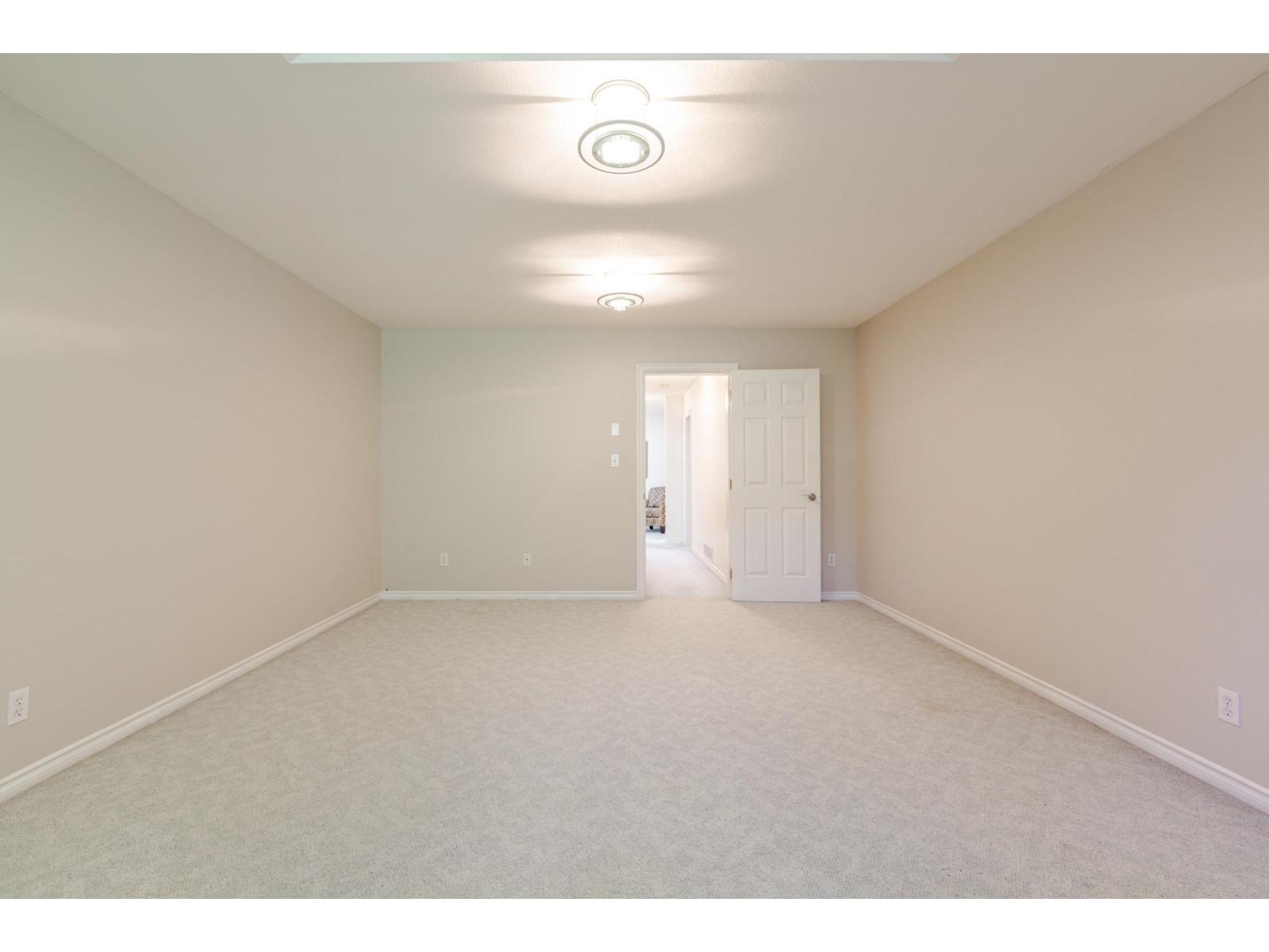 2567 140 Street, Surrey, British Columbia  V4P 2L9 - Photo 32 - R3176399