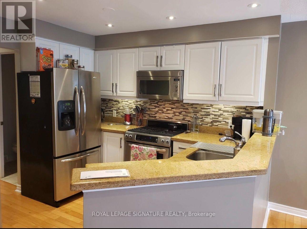 Upper - 5316 Marblewood Drive, Mississauga (East Credit), Ontario  L5V 2K8 - Photo 5 - W14104916