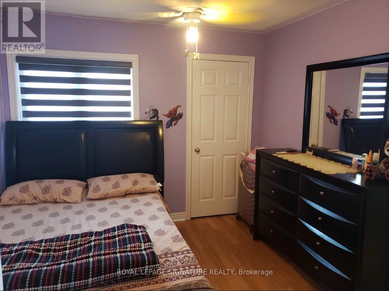 Upper - 5316 Marblewood Drive, Mississauga (East Credit), Ontario  L5V 2K8 - Photo 8 - W14104916