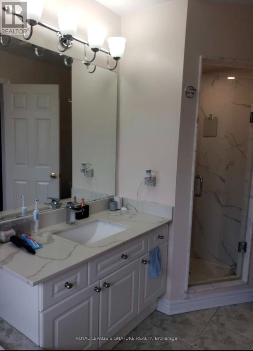 5316 Marblewood Drive, Mississauga (East Credit), Ontario  L5V 2K8 - Photo 11 - W14104920