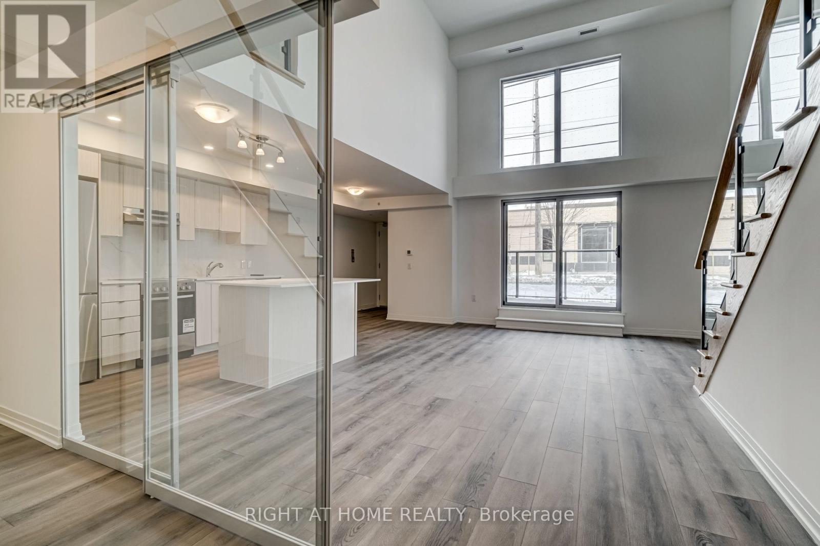 105 - 408 Brown's Line, Toronto (Alderwood), Ontario  M8W 3T8 - Photo 2 - W14104928