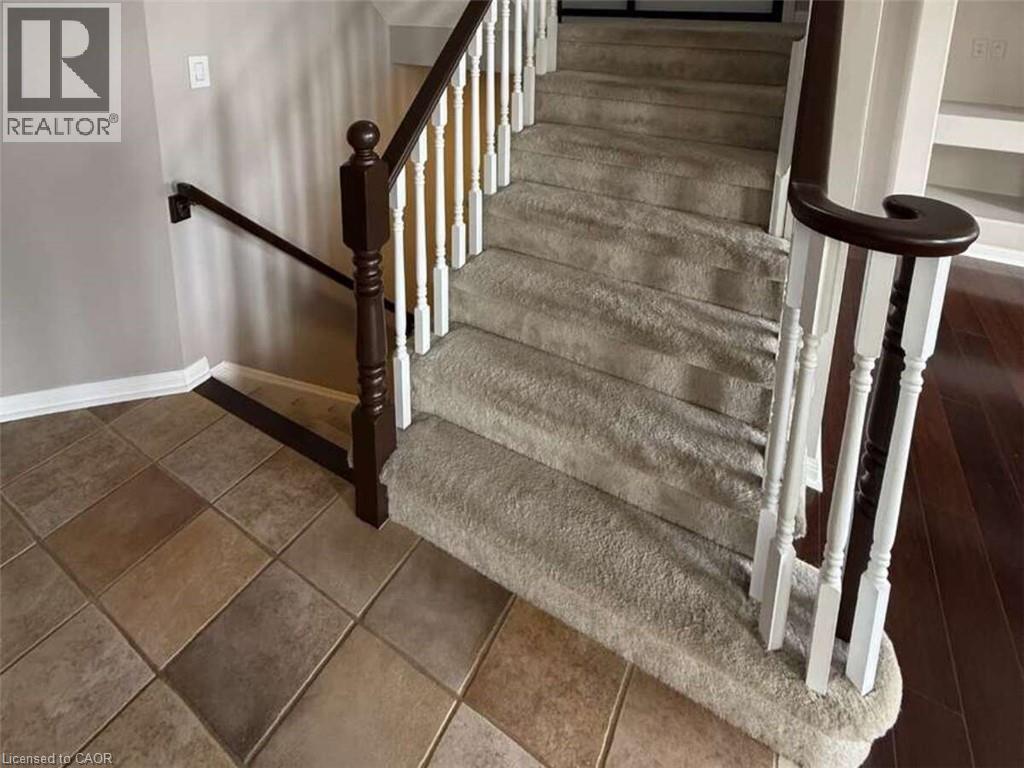 5673 Roseville Court, Burlington, Ontario  L7L 6V4 - Photo 20 - 40873227