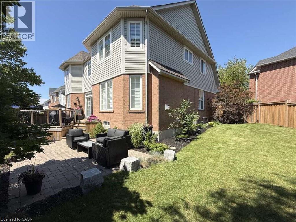 5673 Roseville Court, Burlington, Ontario  L7L 6V4 - Photo 5 - 40873227