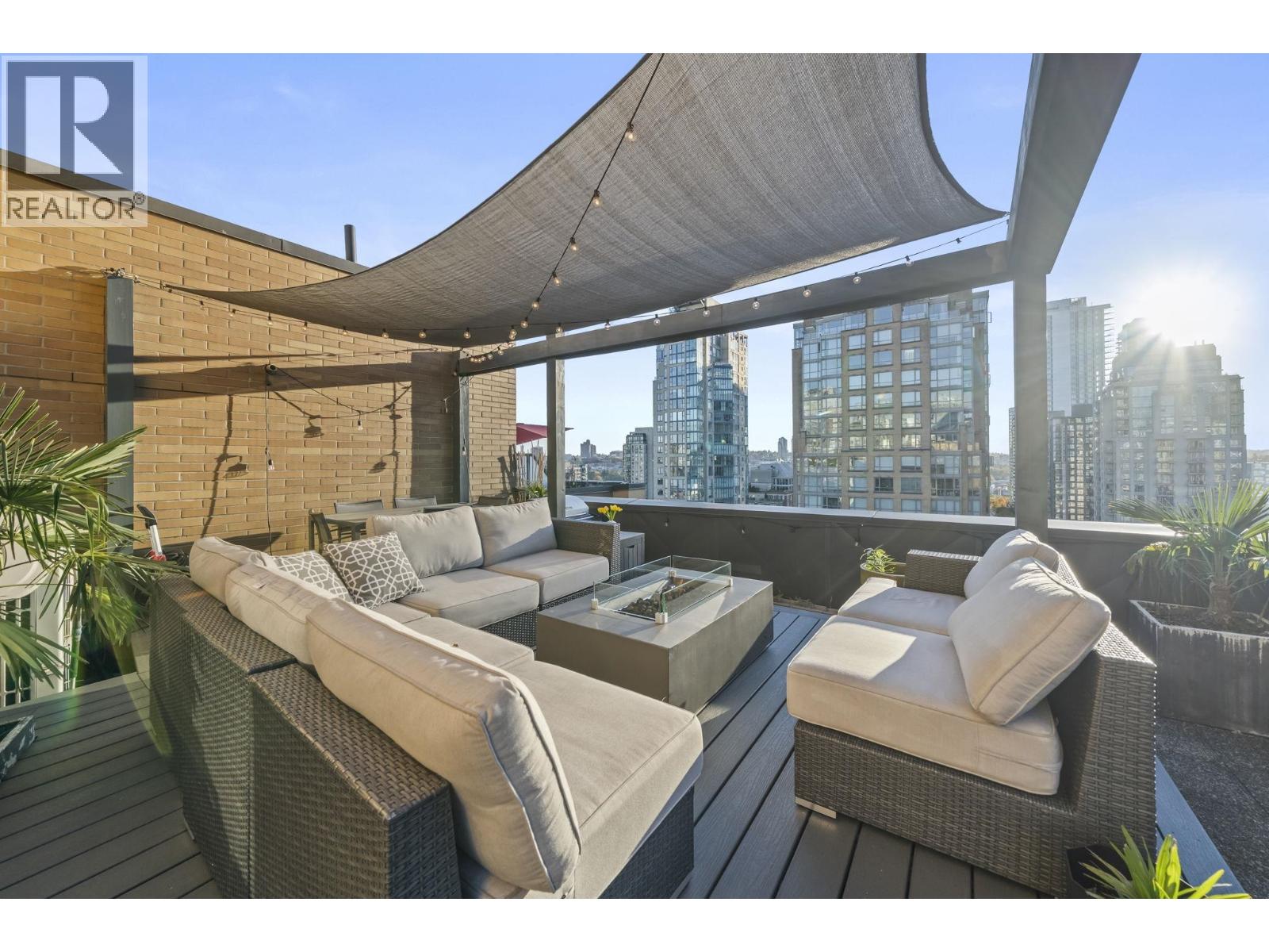 1704 488 Helmcken Street, Vancouver, British Columbia  V6B 6E4 - Photo 2 - R3177670