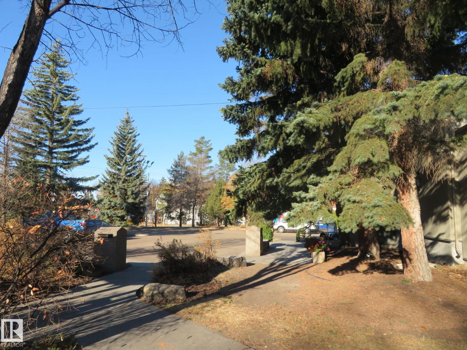 10720 57 AV NW