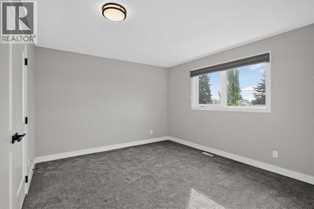 169 Silver Mead Crescent NW