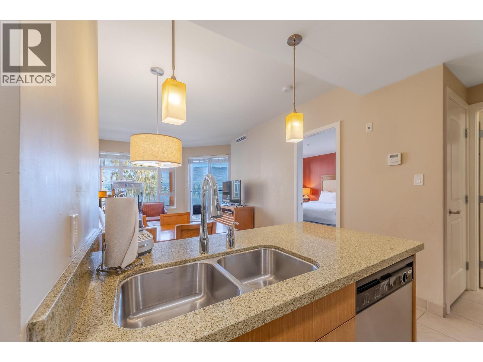 15 PARK Place Unit# 209