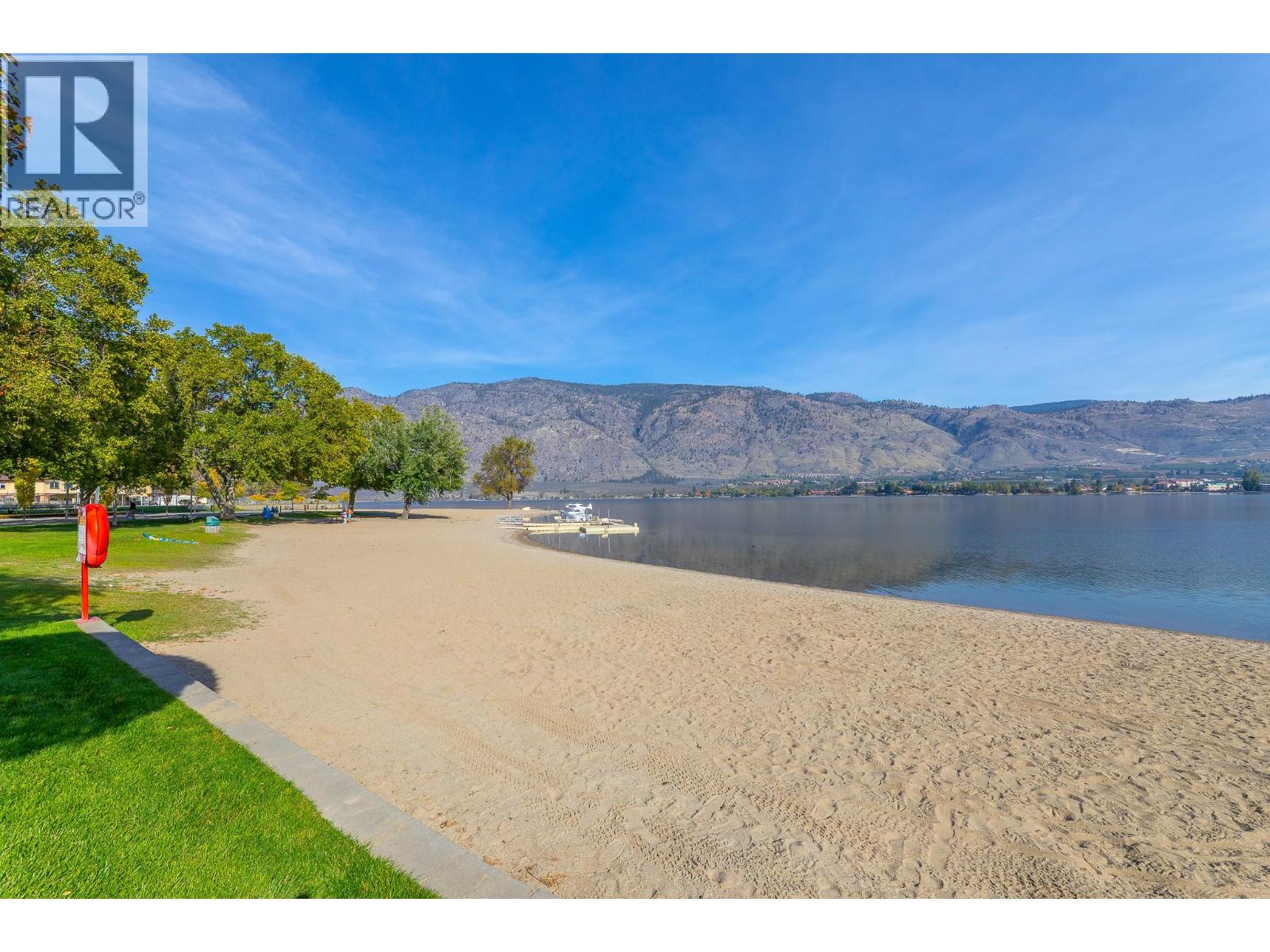 15 PARK Place Unit# 209