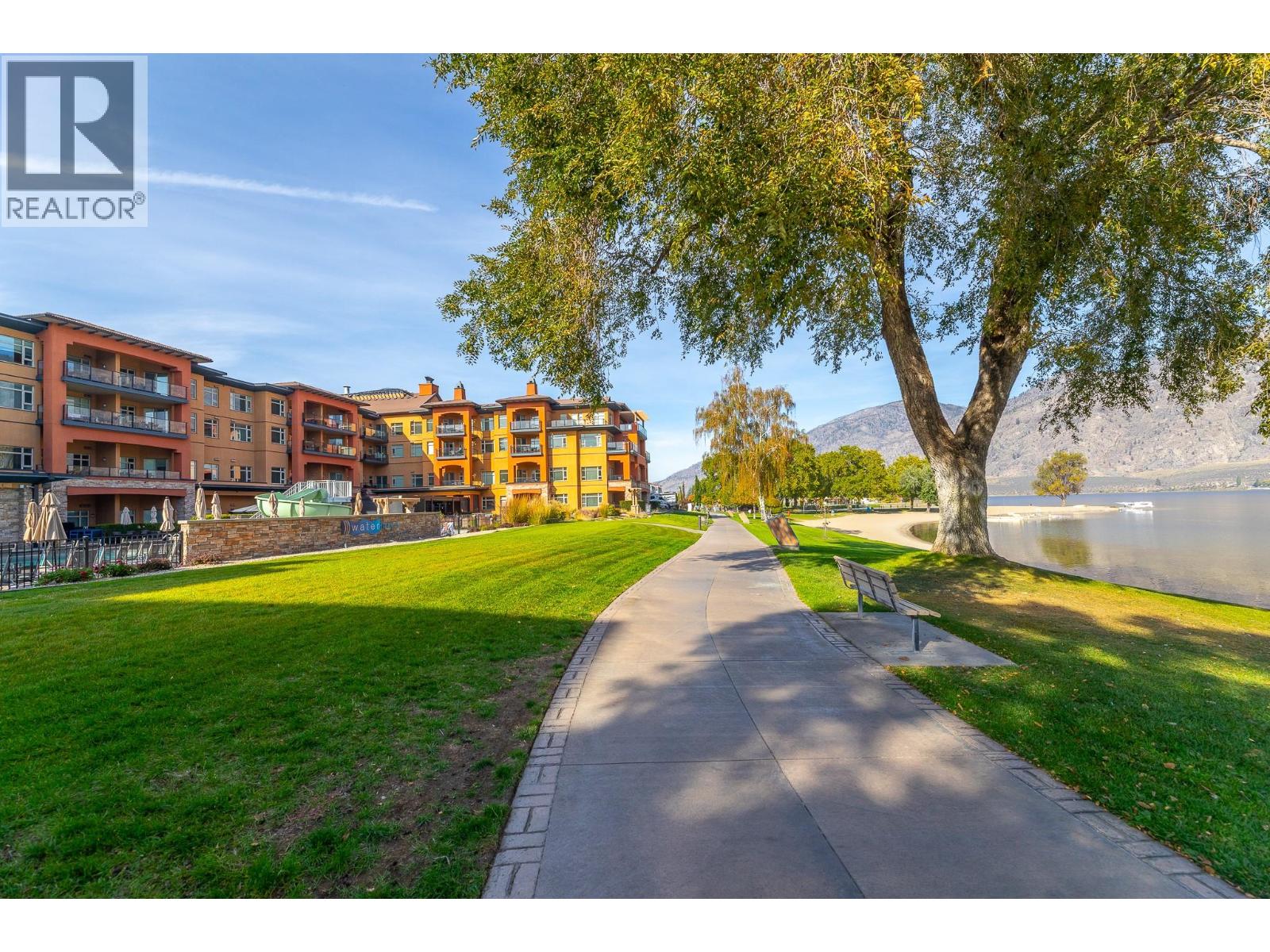 15 PARK Place Unit# 209