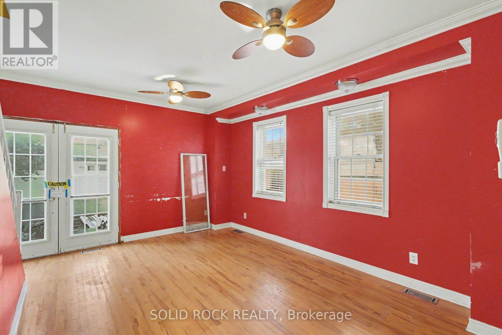 127 Pamilla Street, Ottawa, Ontario  K1S 3K9 - Photo 13 - X14104960