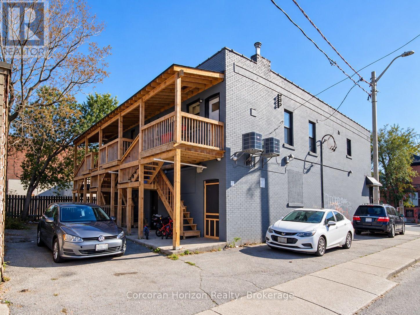 571-575 King Street E, Hamilton, Ontario  L8L 5N3 - Photo 17 - X14104950