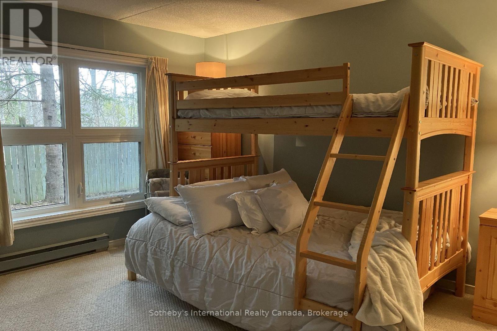 903 Cedar Pointe Court, Collingwood, Ontario  L9Y 5C7 - Photo 5 - S14104988