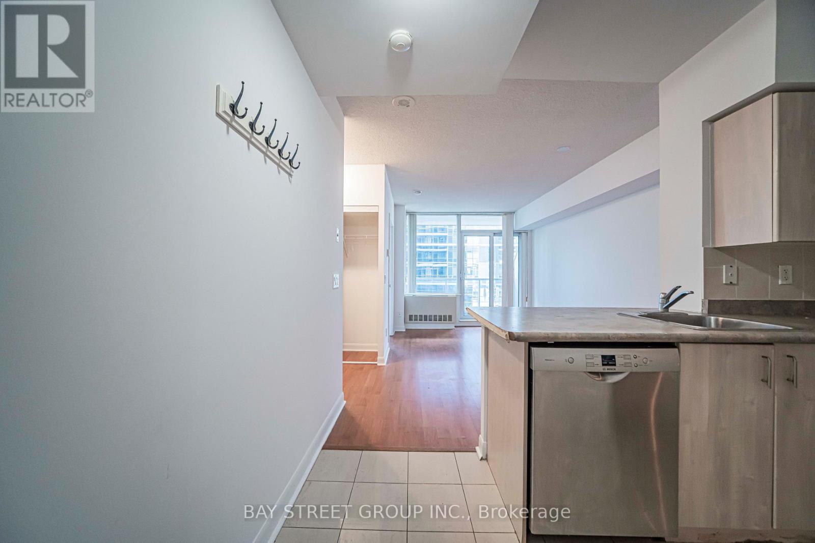 2810 - 4978 Yonge Street, Toronto, Ontario M2N 5N7 - Photo 18 - C14105022