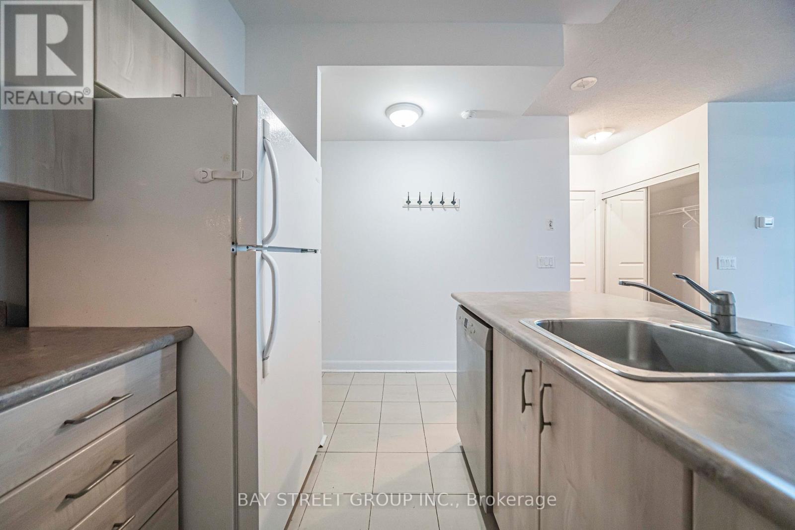 2810 - 4978 Yonge Street, Toronto, Ontario M2N 5N7 - Photo 24 - C14105022