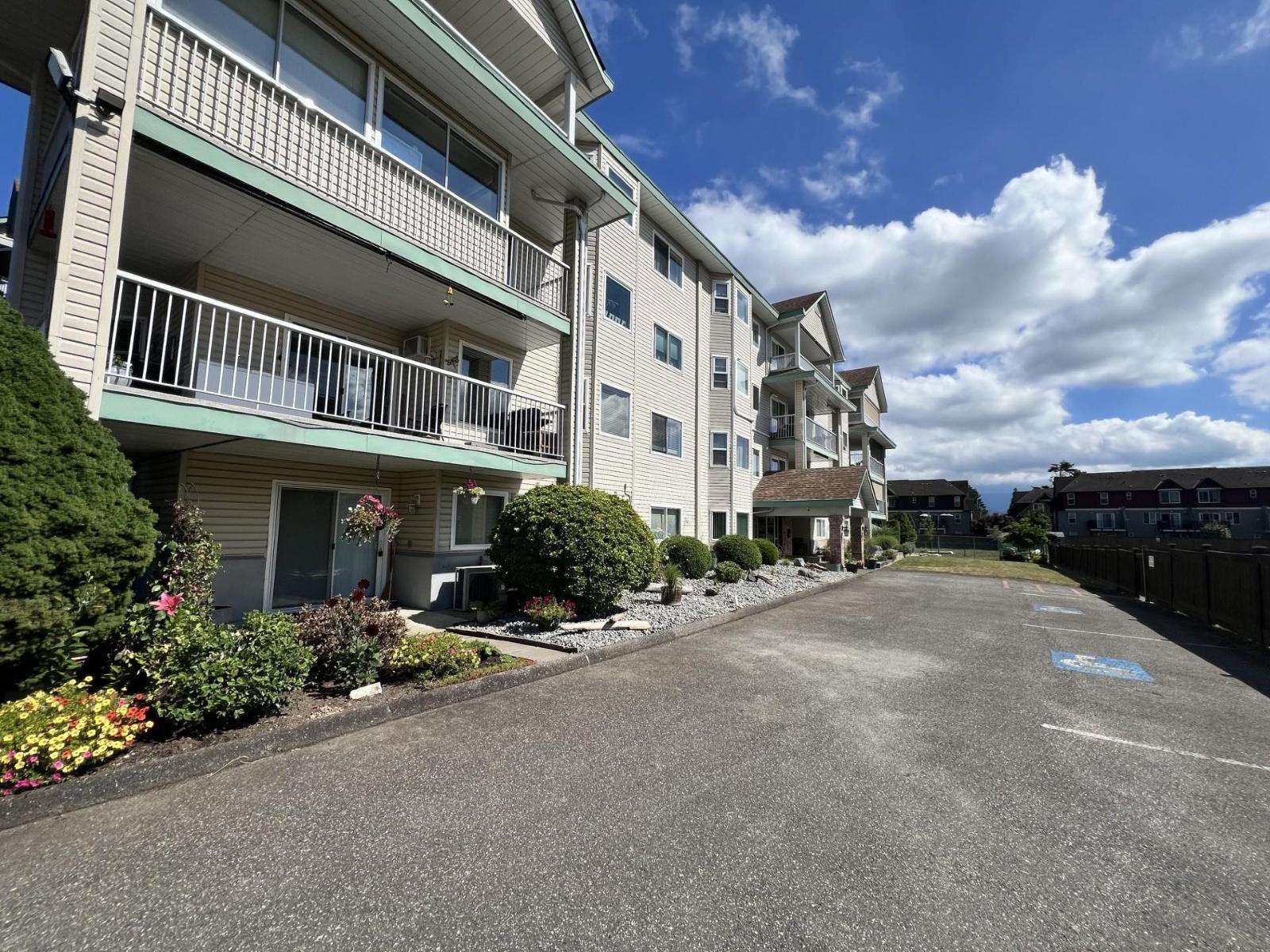 104 46966 YALE ROAD|Chilliwack Proper East