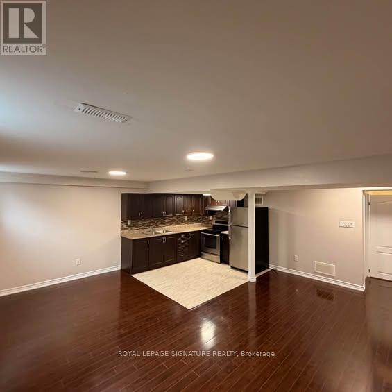 44 Perkins Drive, Brampton, Ontario  L7A 3V6 - Photo 7 - W14104952