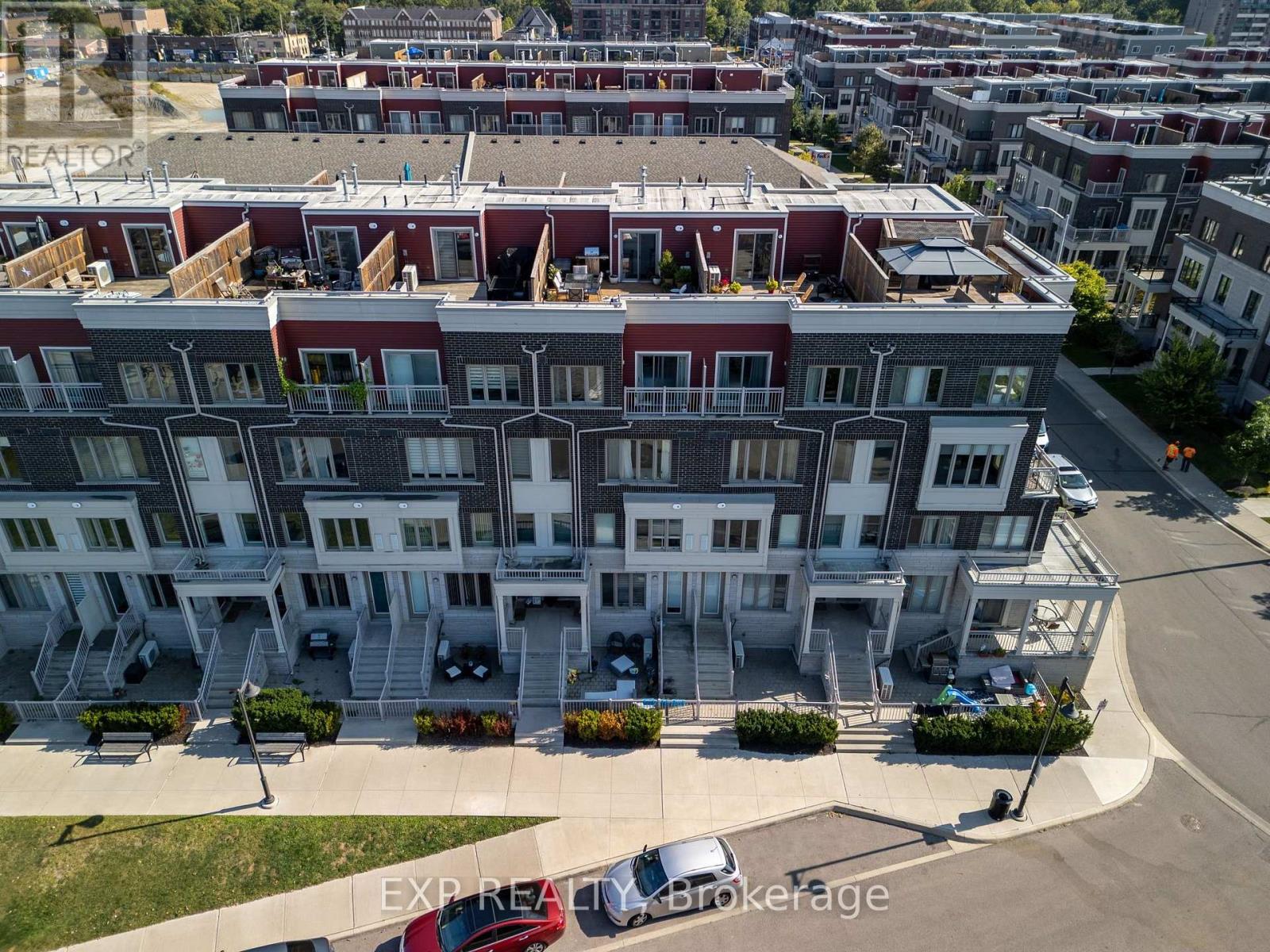 6 - 145 Long Branch Avenue, Toronto (Long Branch), Ontario  M8W 0A9 - Photo 2 - W14104968