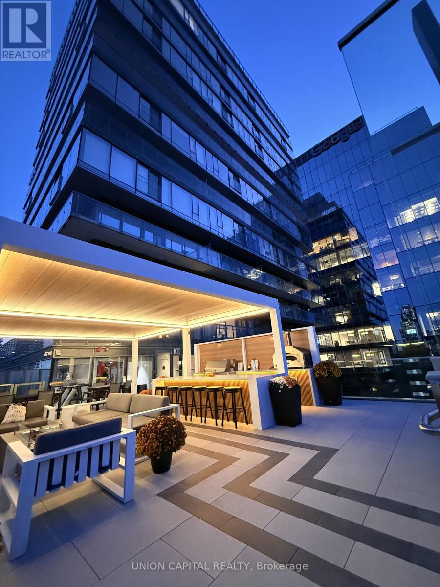 1404 - 60 Colborne Street, Toronto, Ontario  M5E 0B7 - Photo 15 - C14100336