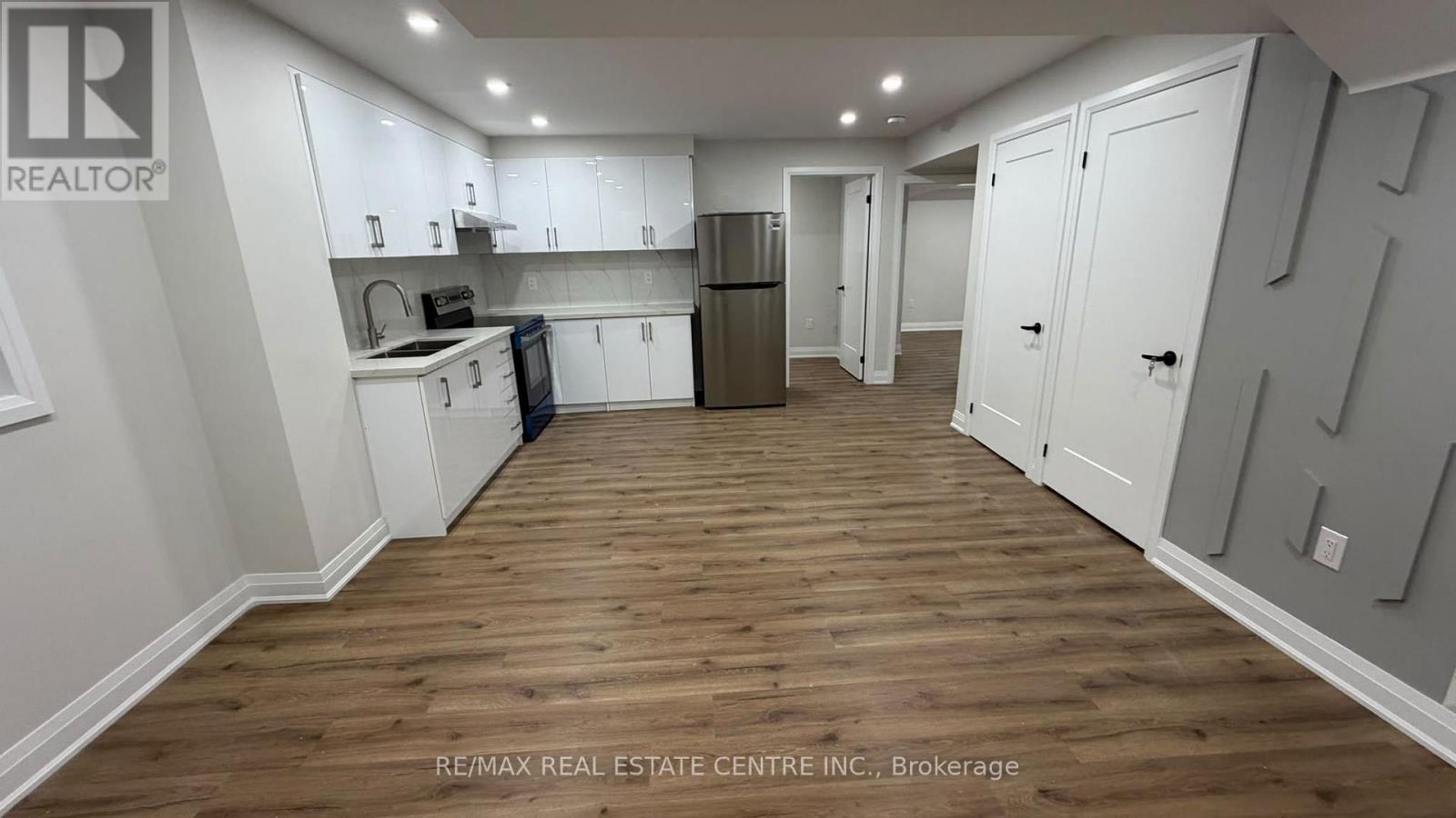 18 Gladmary Drive, Brampton, Ontario  L6Y 6K9 - Photo 10 - W14104946