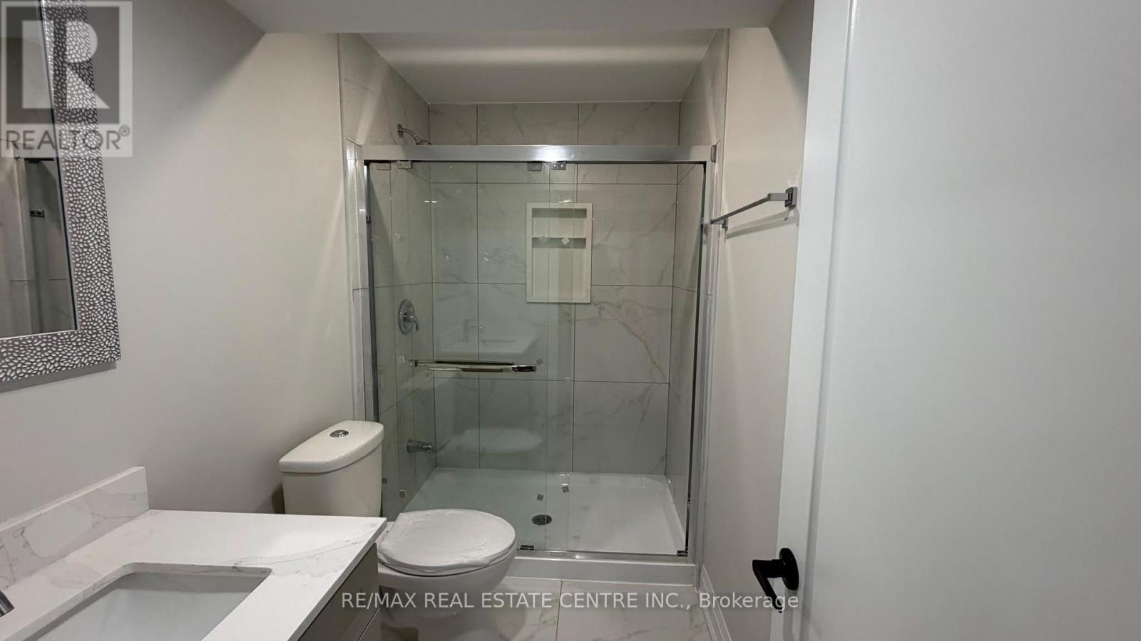 18 Gladmary Drive, Brampton, Ontario  L6Y 6K9 - Photo 13 - W14104946