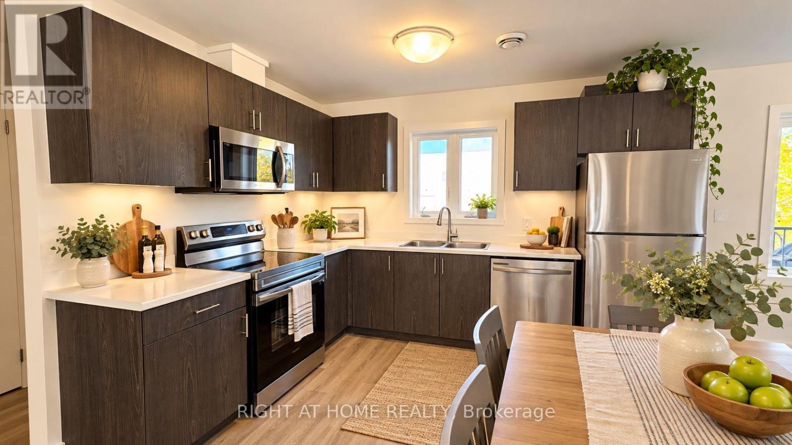 223 - 4263 Fourth Avenue, Niagara Falls, Ontario  L2E 0C2 - Photo 4 - X14105020