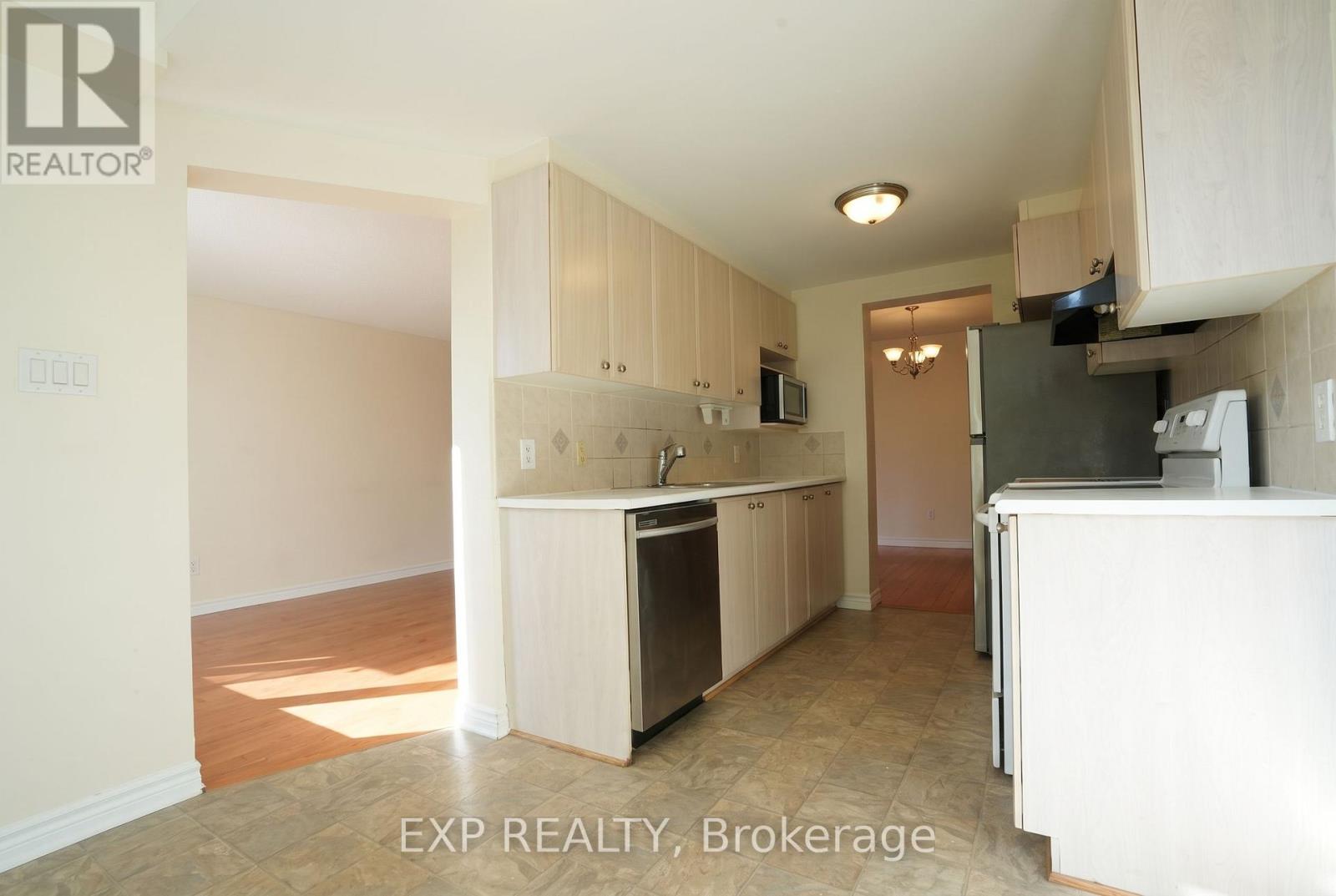 338 Forestbrook Street, Ottawa, Ontario  K2K 0B8 - Photo 14 - X14091508