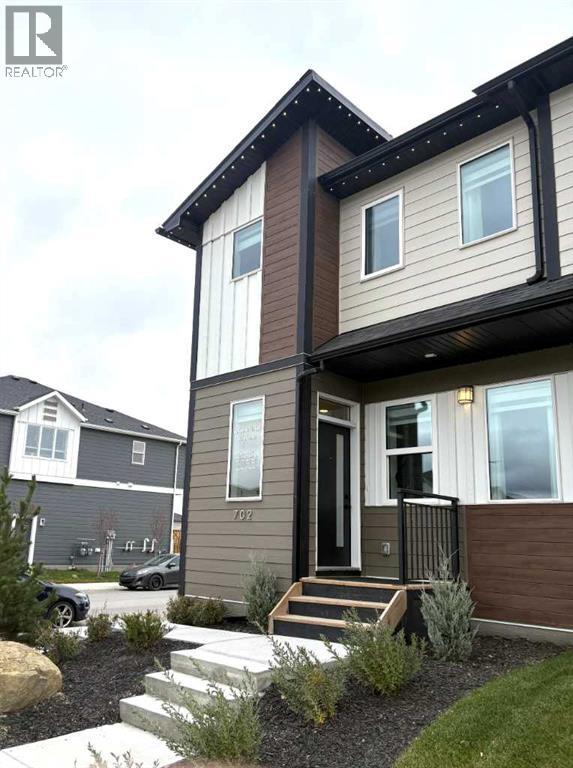 702 Wolf Willow Boulevard SE, Calgary, Alberta
