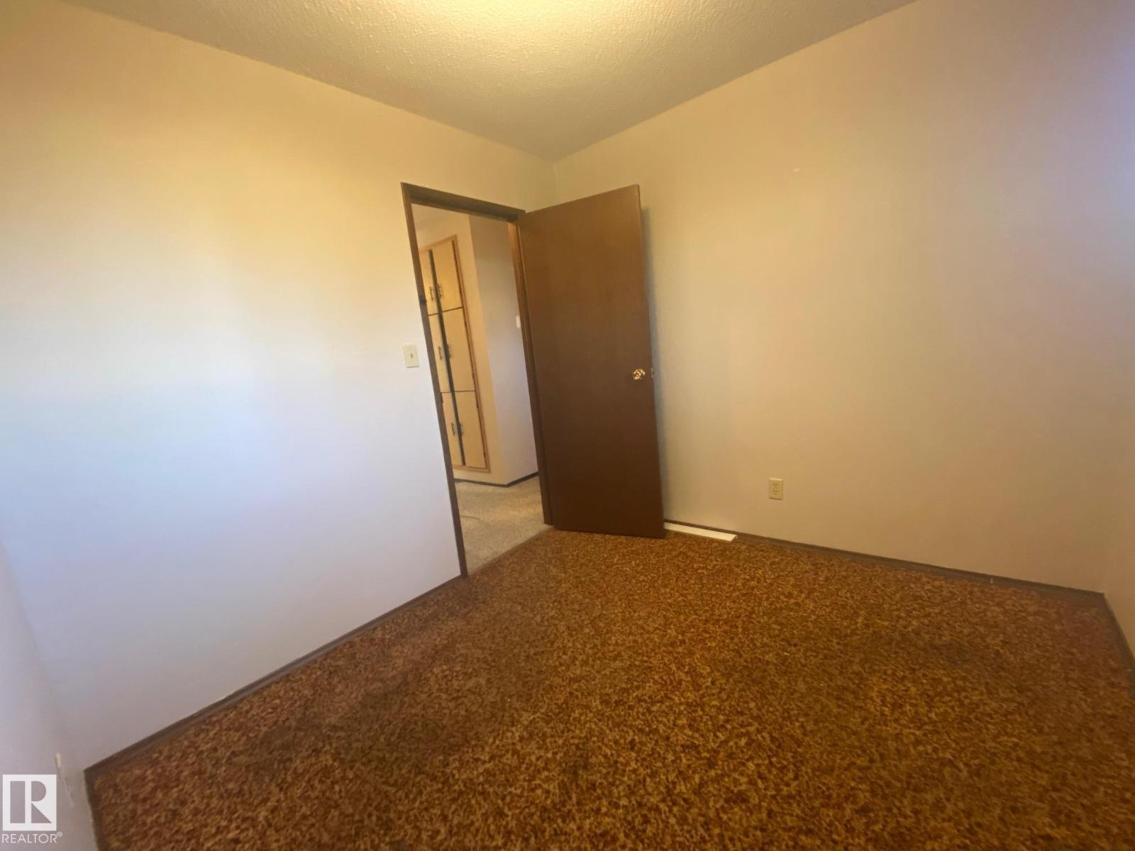 4103 73 ST