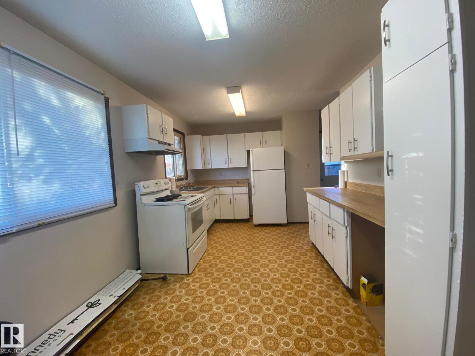 4103 73 ST