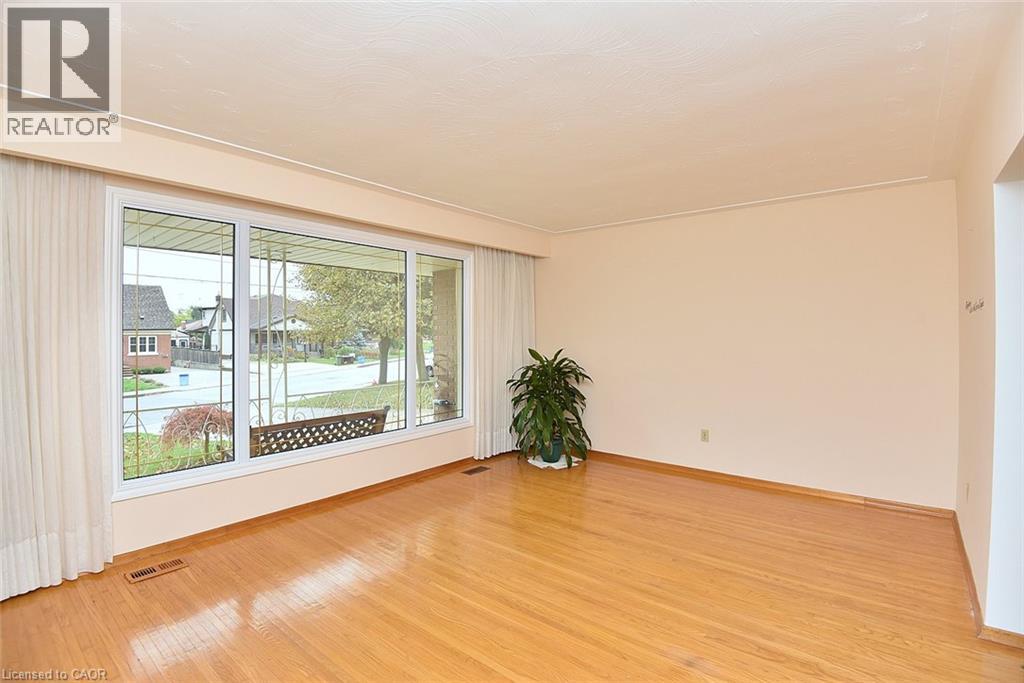176 Kimberly Drive, Hamilton, Ontario  L8K 4L1 - Photo 5 - 40872591