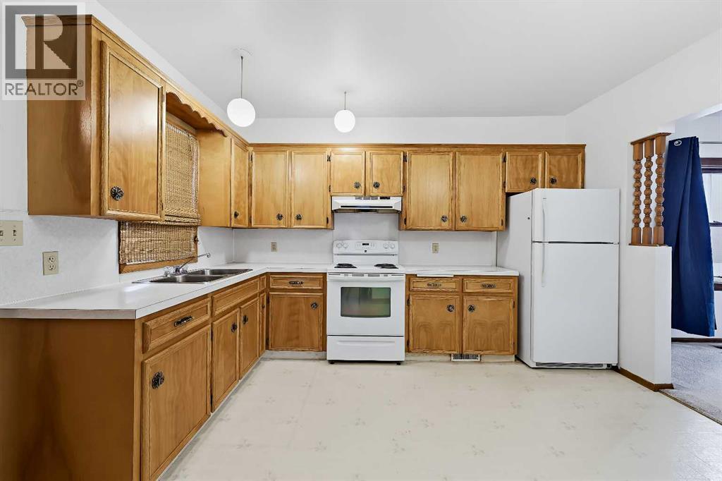 106 7 Street NE, Calgary, Alberta  T2E 4B9 - Photo 11 - A2353459