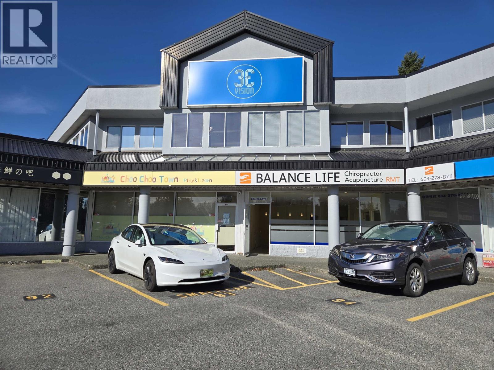 170 8351 ALEXANDRA ROAD