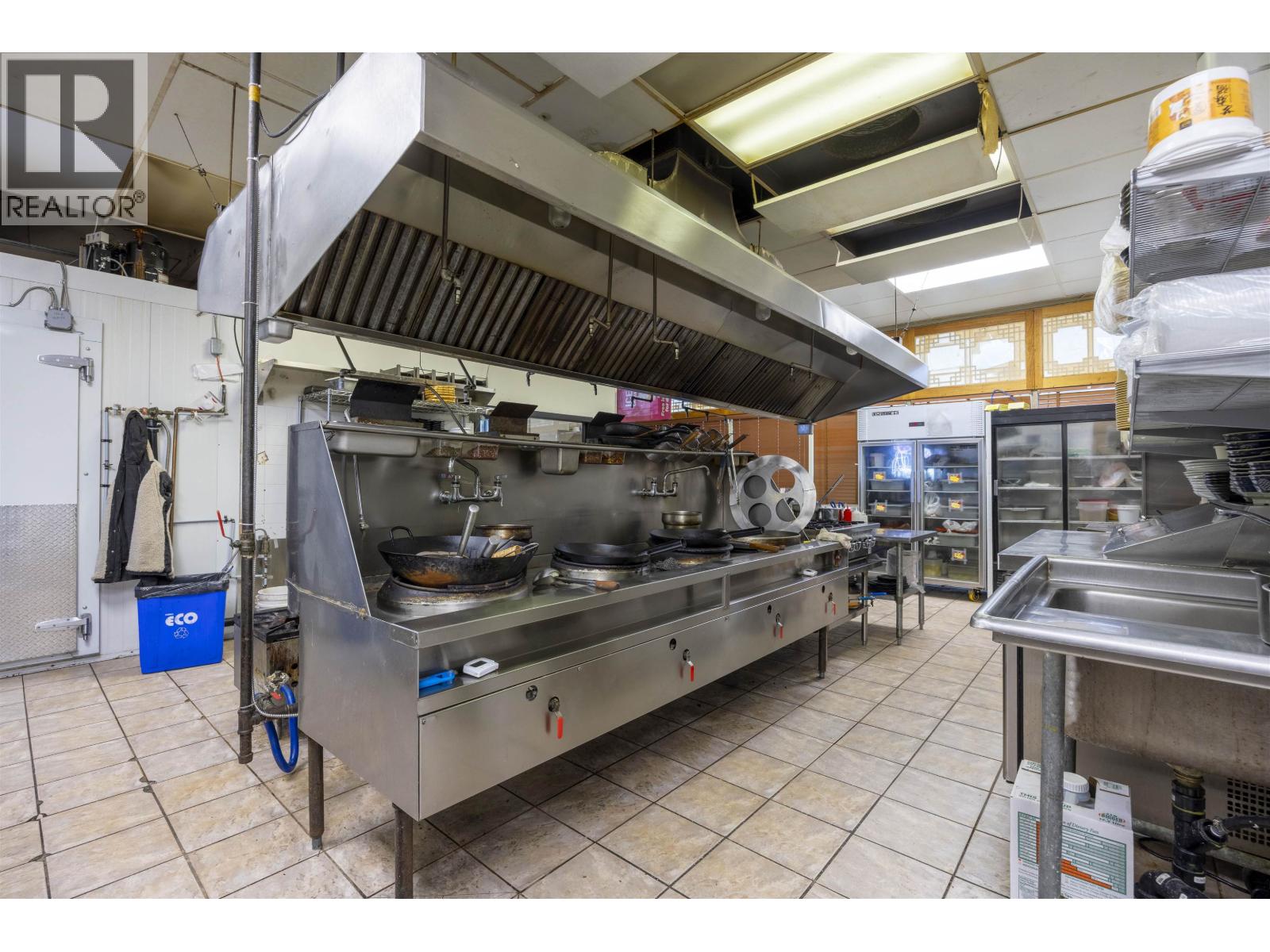 F1 1410 Parkway Boulevard, Coquitlam, British Columbia  V3E 3J7 - Photo 9 - C8083012