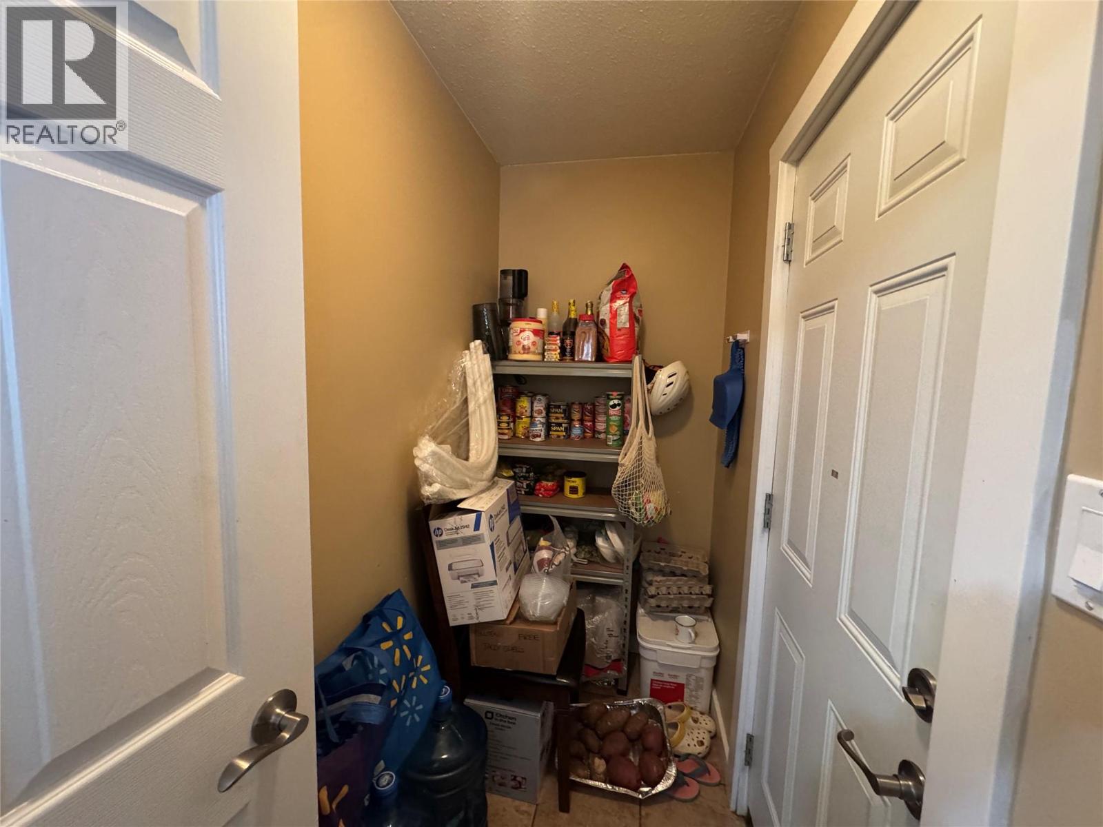 1716 Willowbrook Crescent Unit# 202