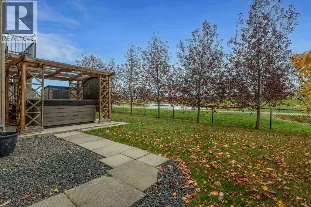 303 Lakeside Greens Drive, Chestermere, Alberta  T1X 1C6 - Photo 35 - A2351663
