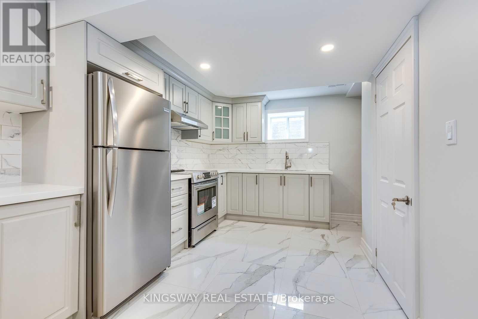 Basement - 5150 Durie Road, Mississauga (East Credit), Ontario  L5M 2C7 - Photo 6 - W14105036